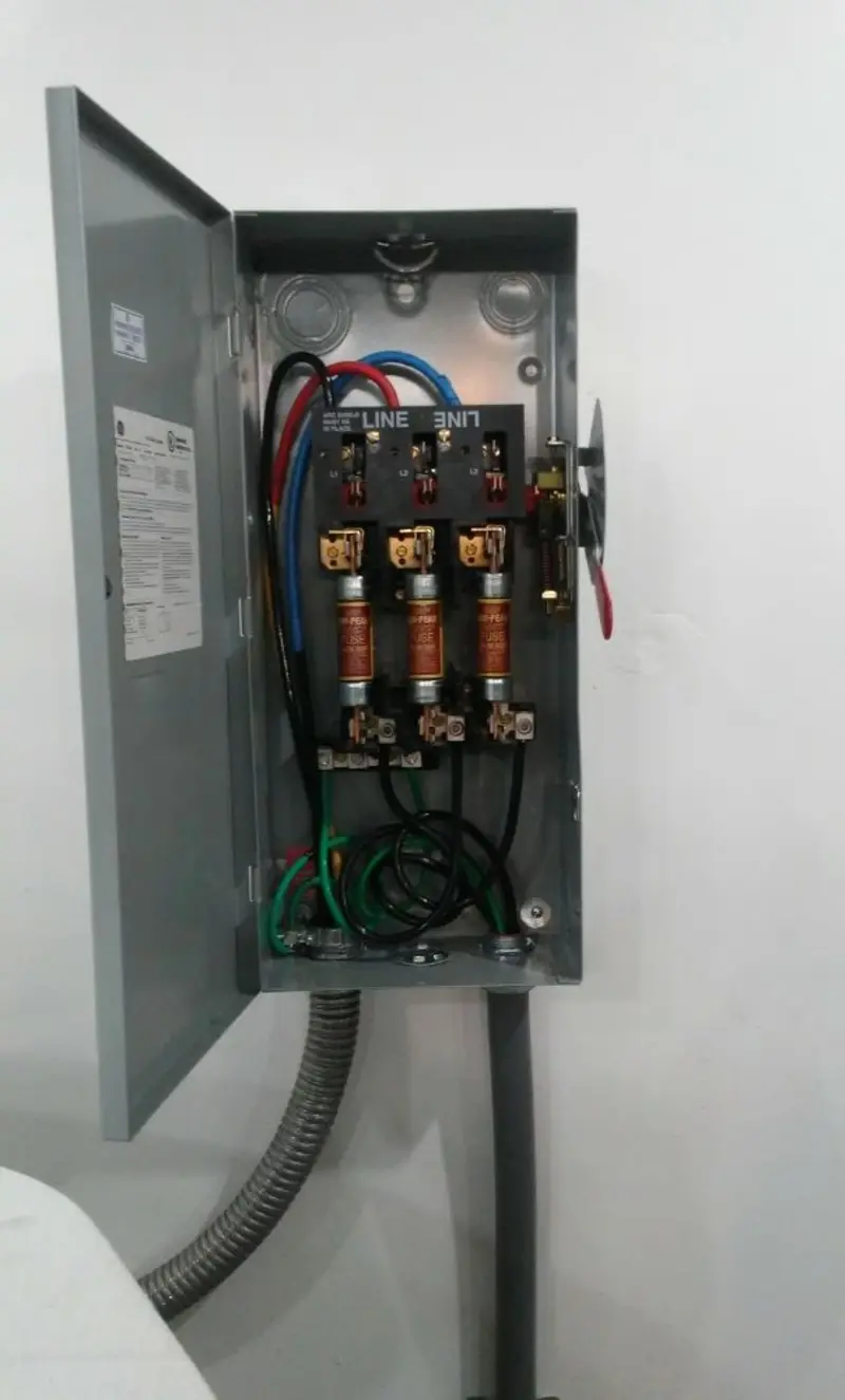 Three-phase disconnect switch installed for Smoke Detector Installation in Fox Crossing